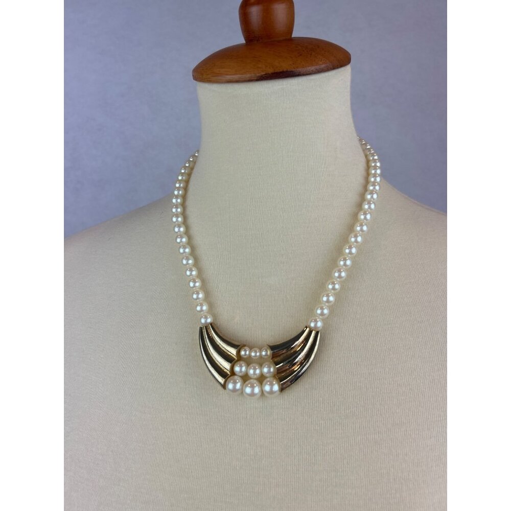 Vintage Faux Pearl Necklace Gold-Tone Accents Japan 18 Inches - Picture 1 of 6